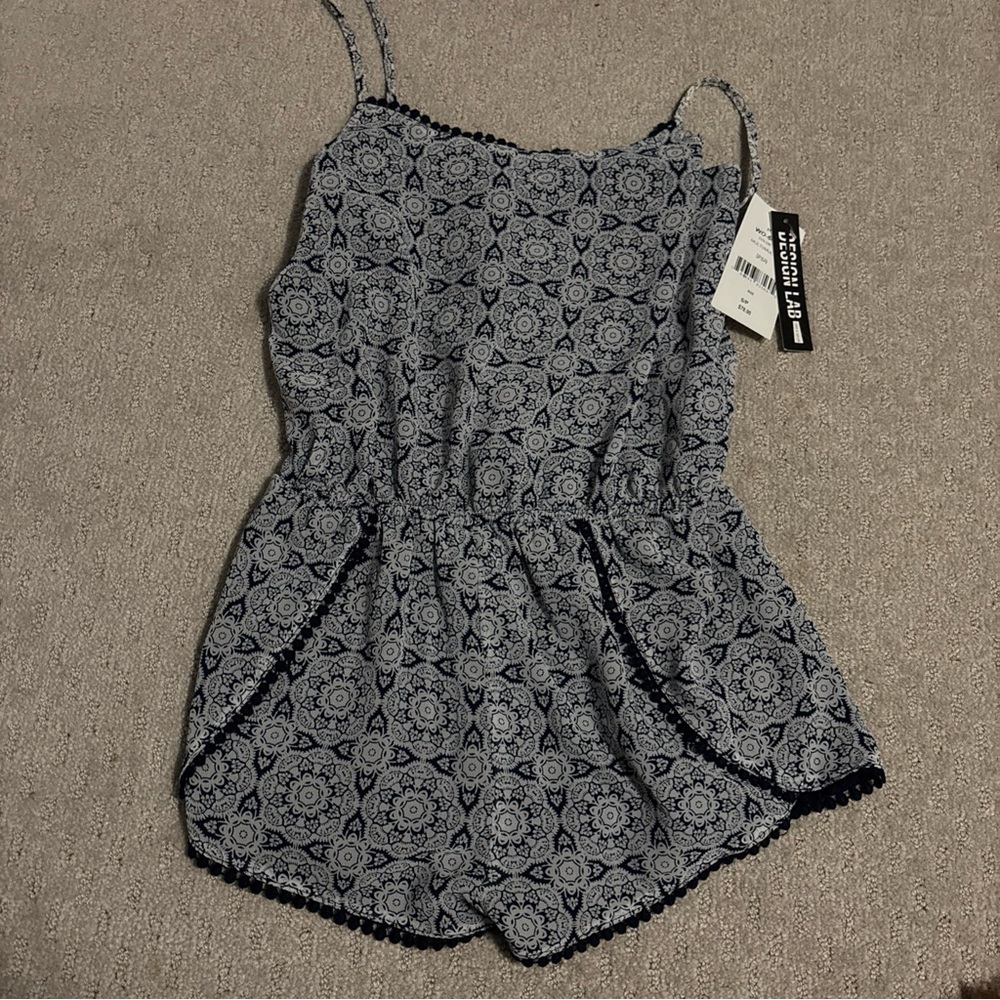 Design Lab Patterned Spaghetti Strap Romper Navy nwt